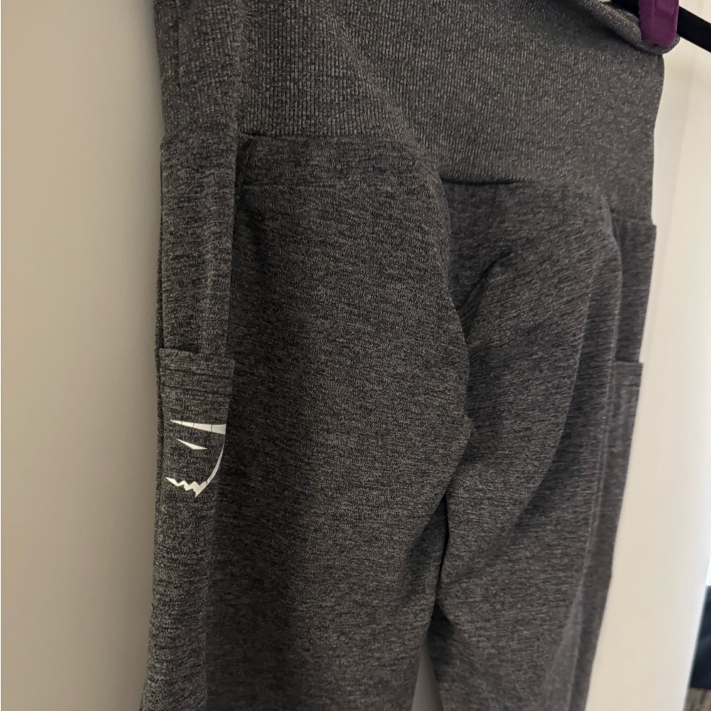 Gymshark be a visionary leggings